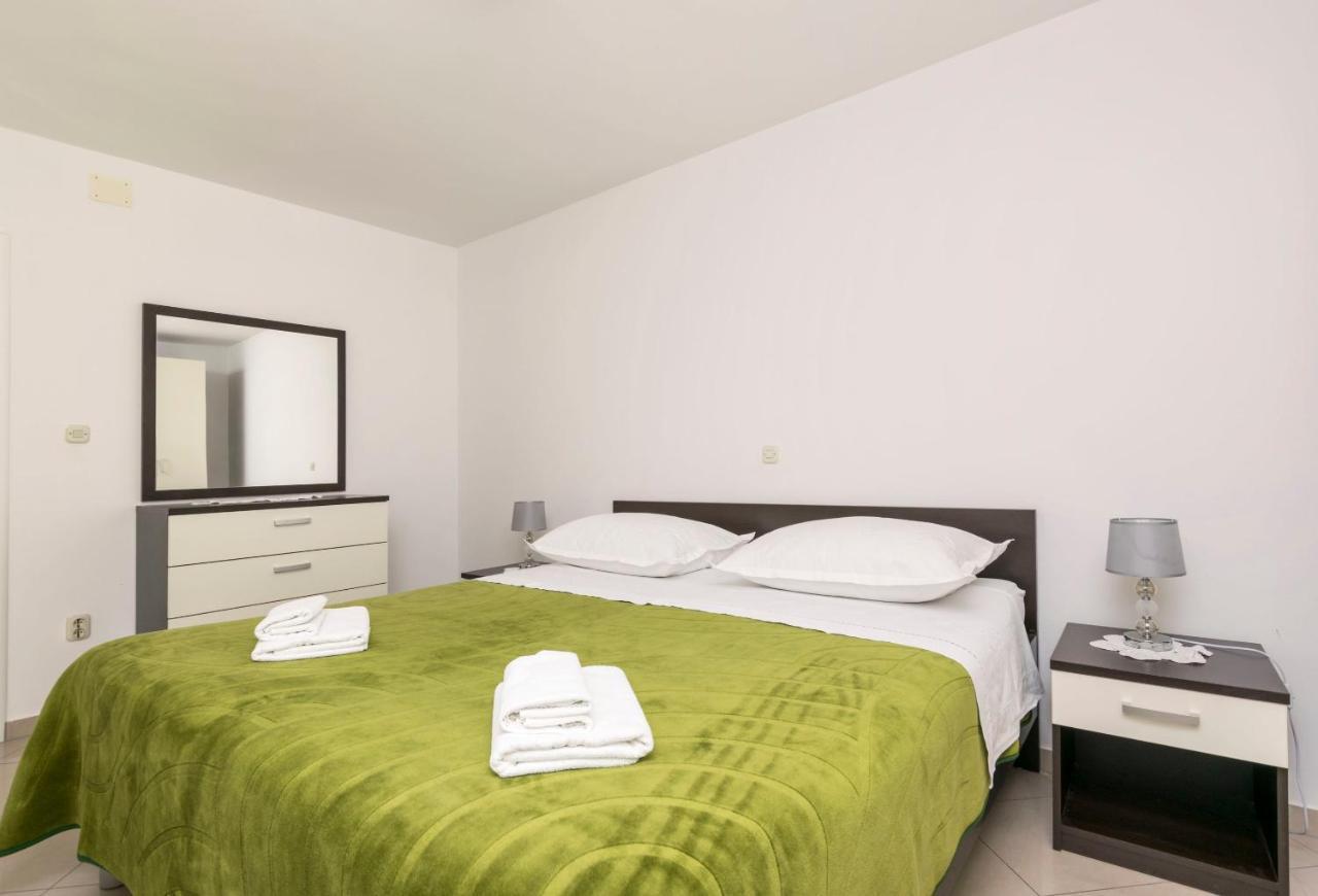 Apartments Maja Trogir Exterior foto