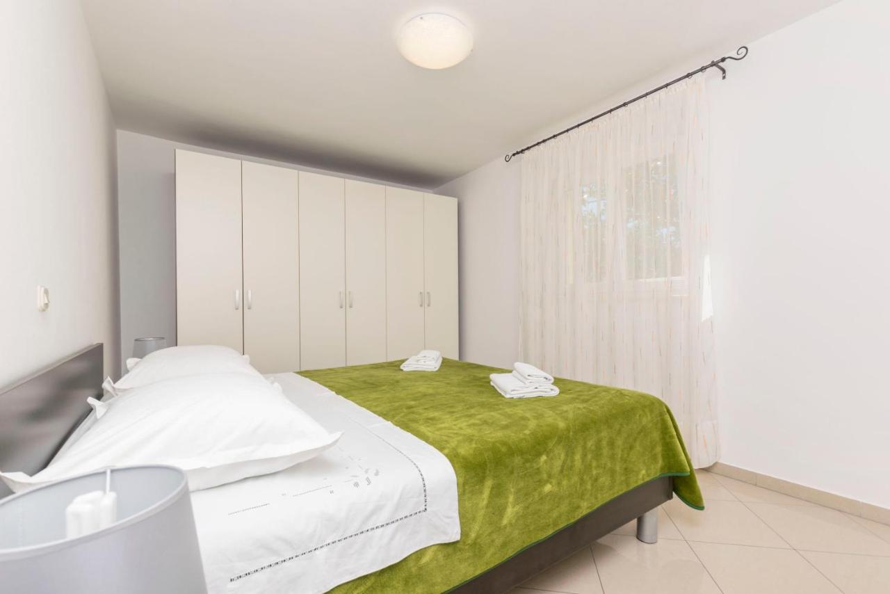 Apartments Maja Trogir Exterior foto